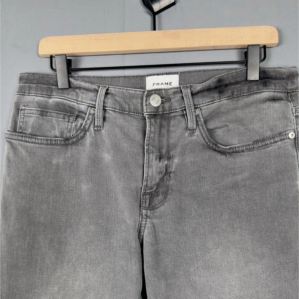 FRAME L'Homme Mens Slim Jeans in the color Castle Rock‎ -Gray Size 32